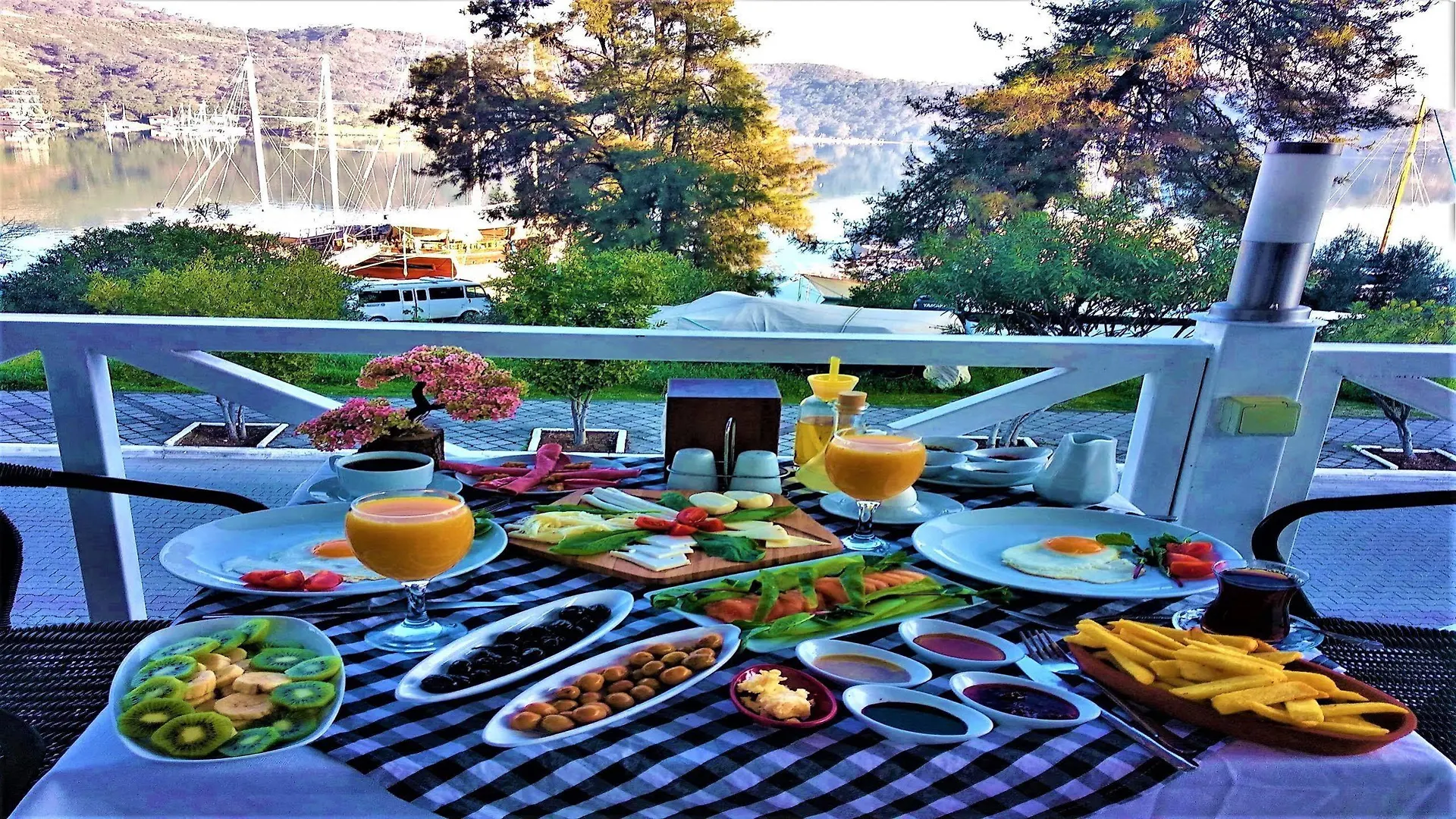 Levent Hotel フェティエ